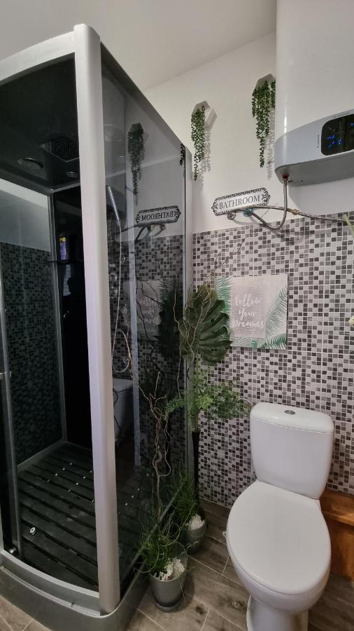 Place 4 U Studio Center 자다르 외부 사진